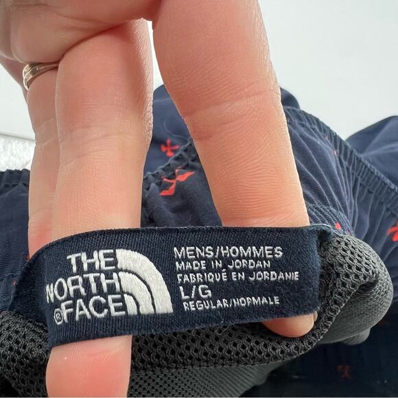 The North Face Men’s 7” Inseam Swim Shorts Trunks Swimsuit Navy Blue - Picture 4 of 6